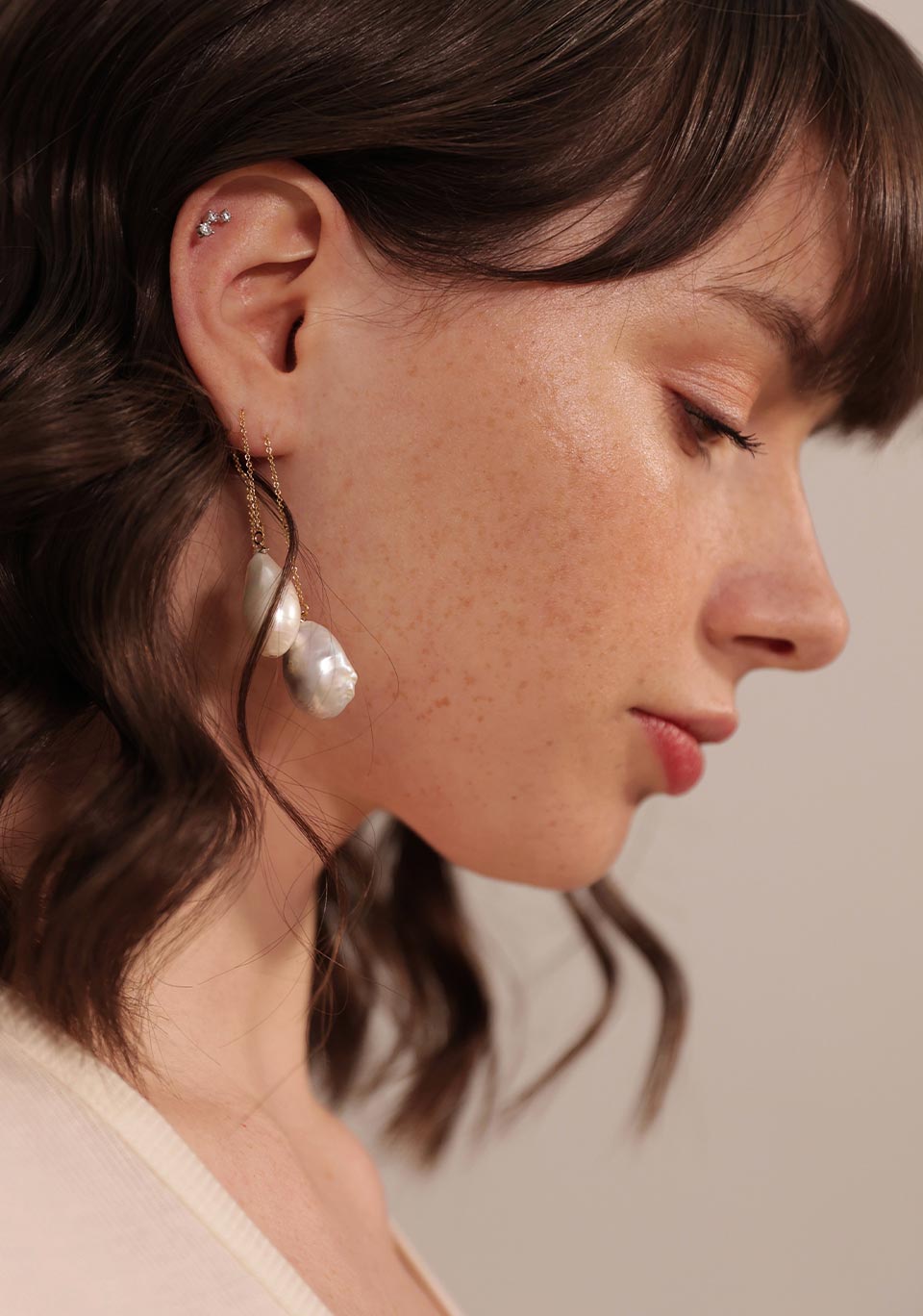 Boucle d'oreilles mariage made in France en perles baroques